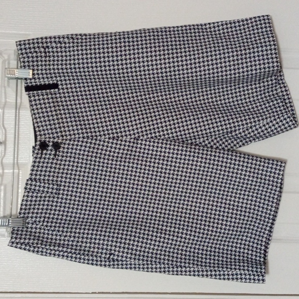 {$15 BUNDLED} NIKE Houndstooth Black White Golf Shorts